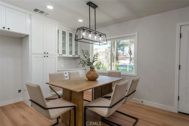 2432 Exposition Place, Los Angeles, CA 90018