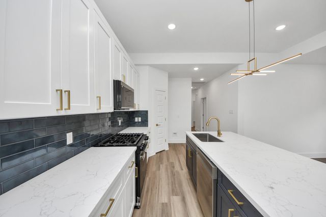 9309 Caddo Street B, Houston, TX 77078