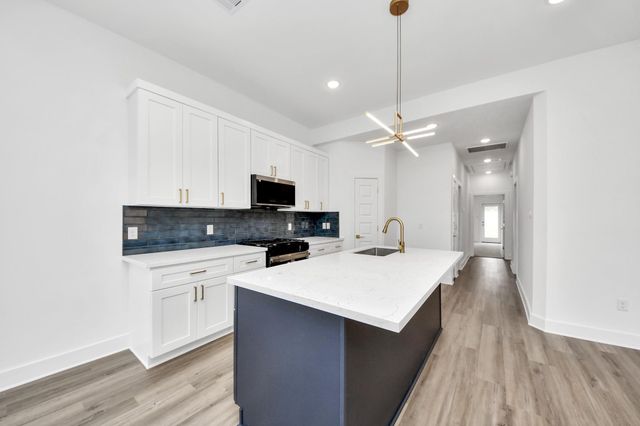 9309 Caddo Street B, Houston, TX 77078