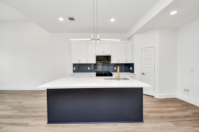 9309 Caddo Street B, Houston, TX 77078