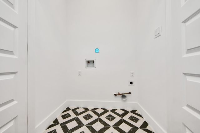 9309 Caddo Street B, Houston, TX 77078