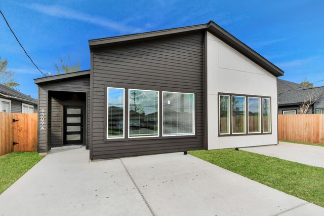 9309 Caddo Street B, Houston, TX 77078