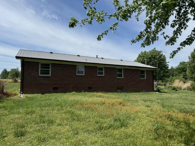 2990 Pigeon Hill Rd, Mcminnville, TN 37110