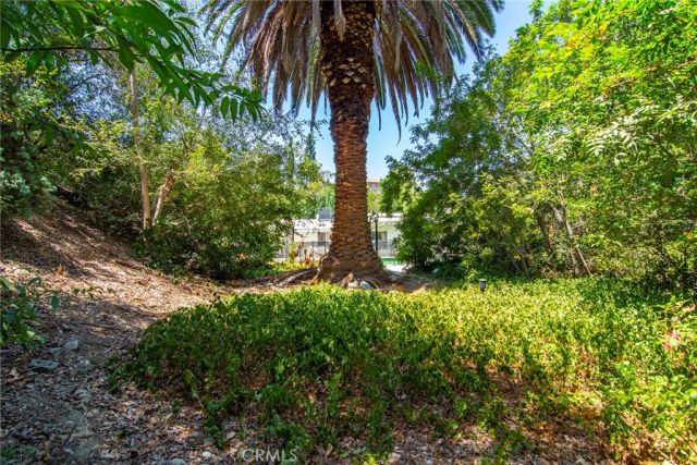5614 Oso Avenue, Woodland Hills, CA 91367