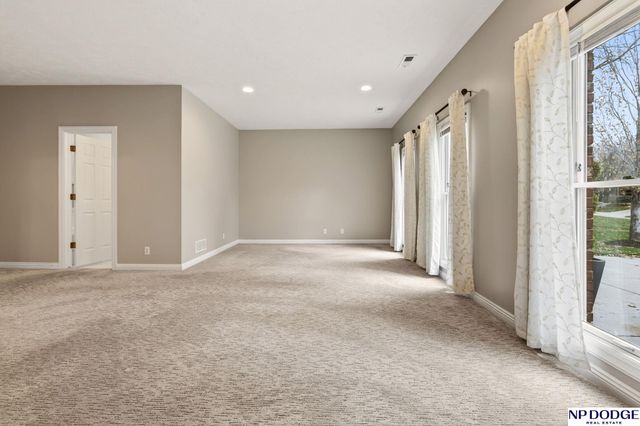 16238 California Street, Omaha, NE 68118