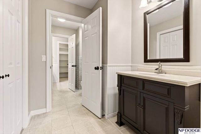 16238 California Street, Omaha, NE 68118