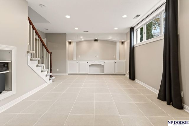 16238 California Street, Omaha, NE 68118