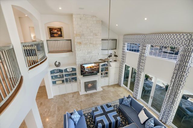84 Applehead Island DR, Horseshoe Bay, TX 78657