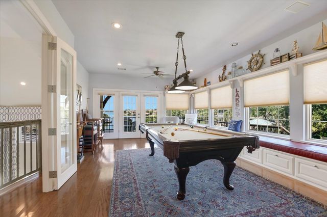 84 Applehead Island DR, Horseshoe Bay, TX 78657
