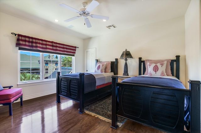 84 Applehead Island DR, Horseshoe Bay, TX 78657