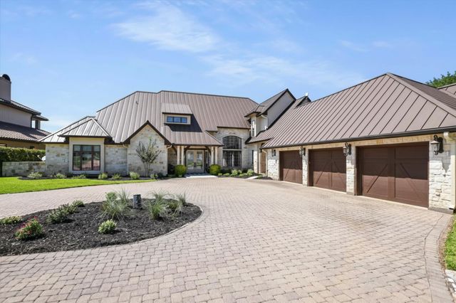 84 Applehead Island DR, Horseshoe Bay, TX 78657