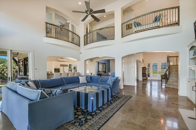 84 Applehead Island DR, Horseshoe Bay, TX 78657