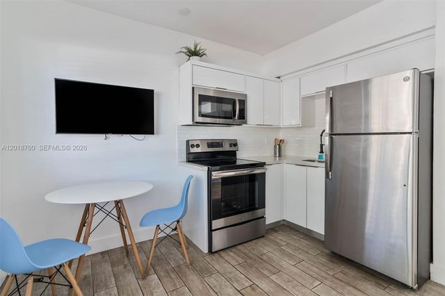 2190 SW 14th Terrace, Miami, FL 33145