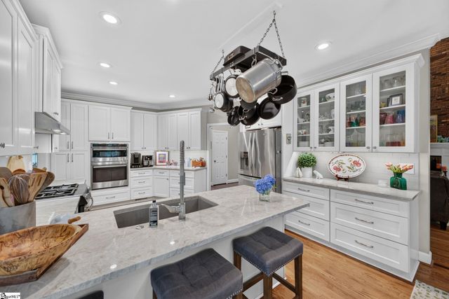 507 Spaulding Lake Drive, Greenville, SC 29615