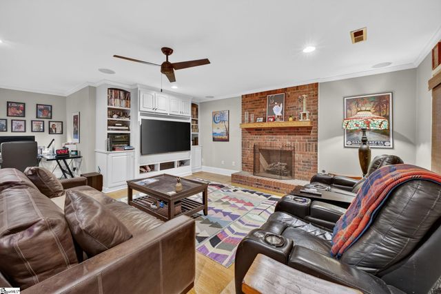 507 Spaulding Lake Drive, Greenville, SC 29615