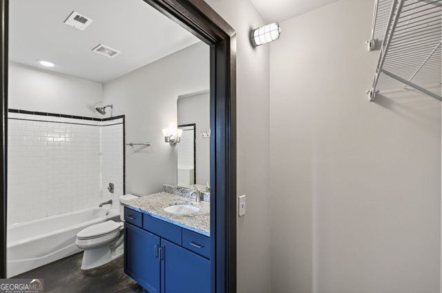 620 Glen Iris Drive NE 207, Atlanta, GA 30308