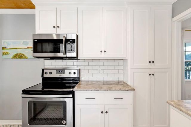 3 Hathaway S Road, Mobile, AL 36608