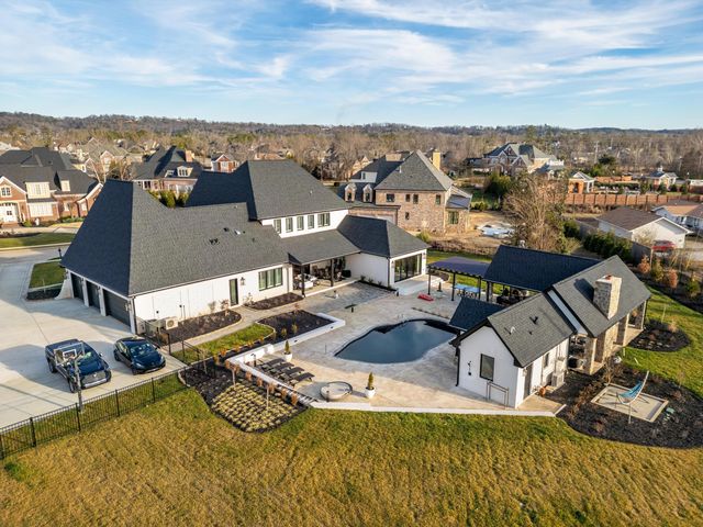 7723 Legends Way, Chattanooga, TN 37421