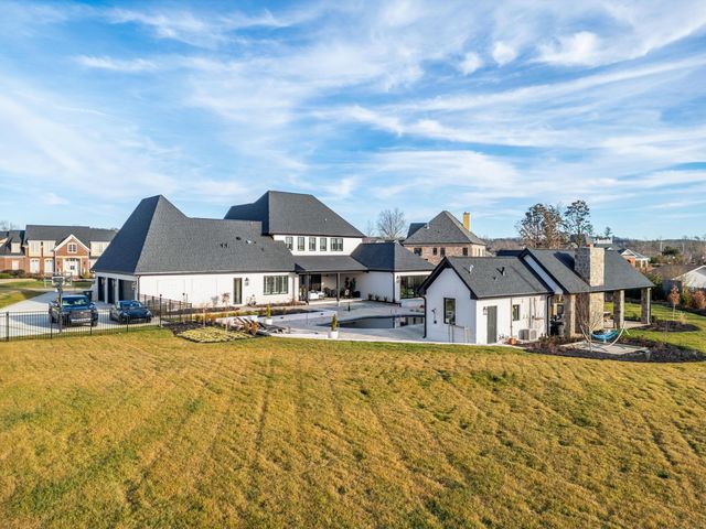 7723 Legends Way, Chattanooga, TN 37421