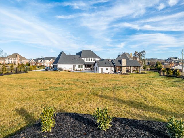 7723 Legends Way, Chattanooga, TN 37421