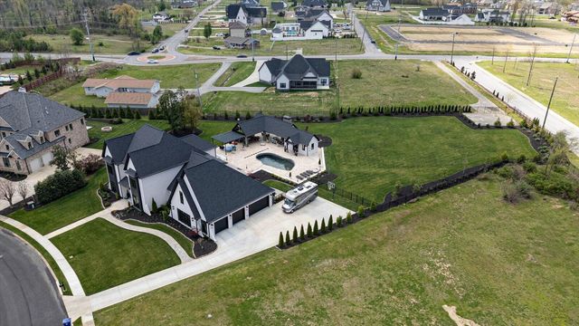 7723 Legends Way, Chattanooga, TN 37421