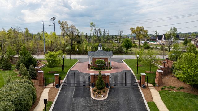 7723 Legends Way, Chattanooga, TN 37421