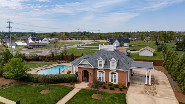 7723 Legends Way, Chattanooga, TN 37421