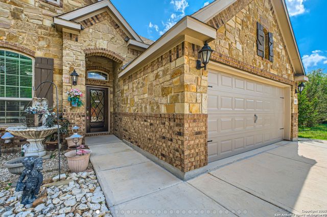 805 Raceland Road, San Antonio, TX 78245