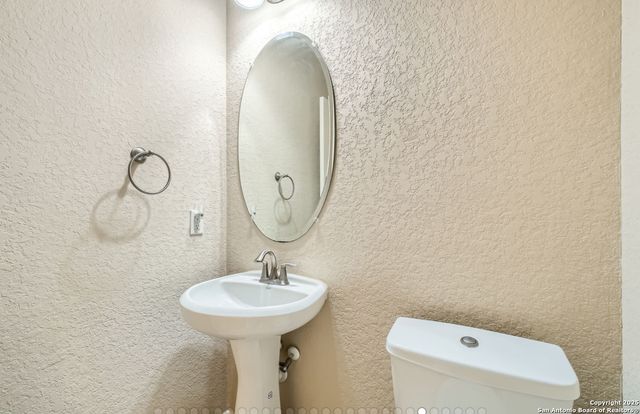 805 Raceland Road, San Antonio, TX 78245
