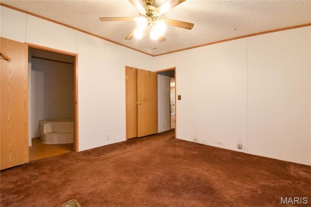 10970 Cordum Avenue, Gillespie, IL 62033