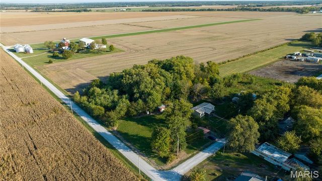 10970 Cordum Avenue, Gillespie, IL 62033