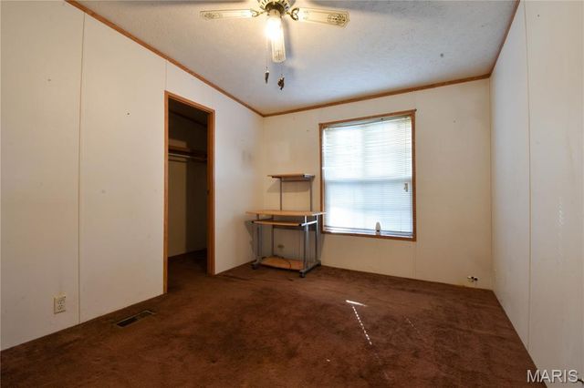 10970 Cordum Avenue, Gillespie, IL 62033