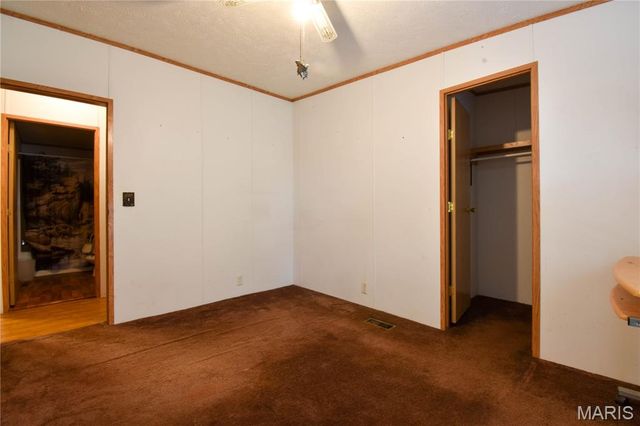 10970 Cordum Avenue, Gillespie, IL 62033