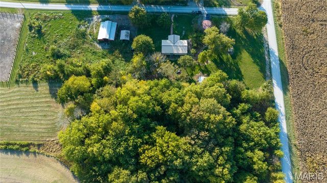 10970 Cordum Avenue, Gillespie, IL 62033