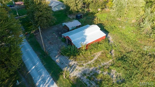 10970 Cordum Avenue, Gillespie, IL 62033