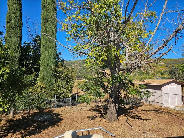 13924 Chestnut Lane, Clearlake Oaks, CA 95423