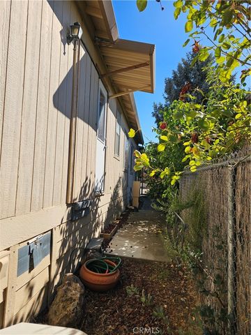 13924 Chestnut Lane, Clearlake Oaks, CA 95423