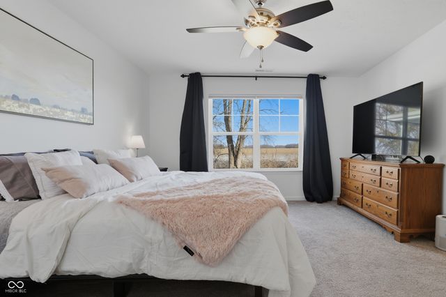 502 Persimmon Pass, Lapel, IN 46051