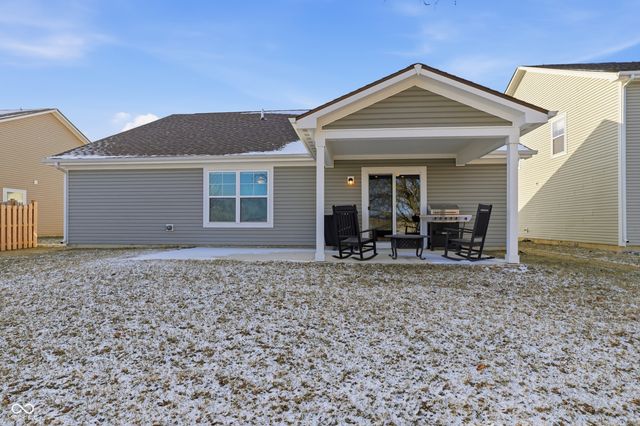 502 Persimmon Pass, Lapel, IN 46051