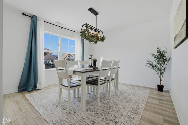 502 Persimmon Pass, Lapel, IN 46051