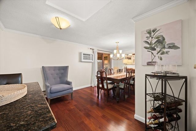 220 Bedford St 11, Bridgewater, MA 02324