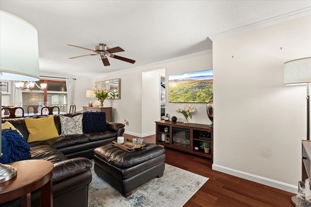 220 Bedford St 11, Bridgewater, MA 02324