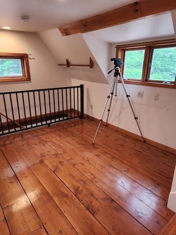 39 Headlands Road, Winchester, NH 03470