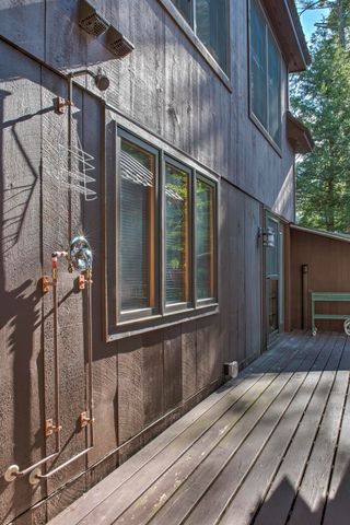 39 Headlands Road, Winchester, NH 03470