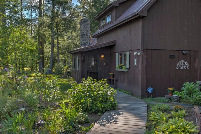 39 Headlands Road, Winchester, NH 03470