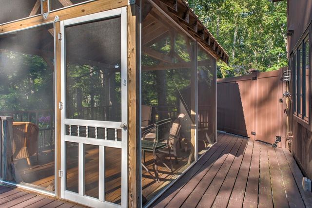39 Headlands Road, Winchester, NH 03470