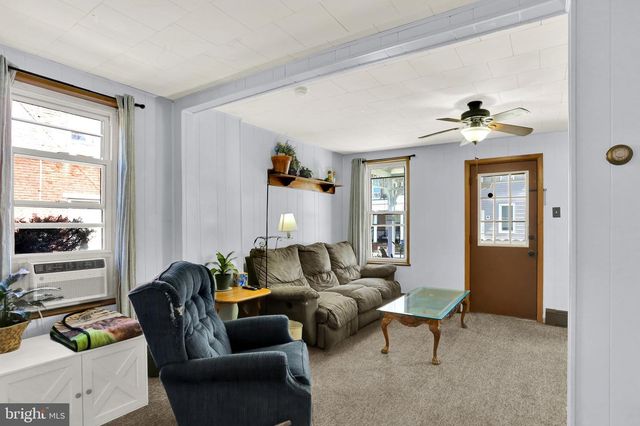 116 N FRANKLIN ST, Fleetwood, PA 19522