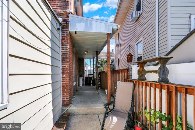 116 N FRANKLIN ST, Fleetwood, PA 19522