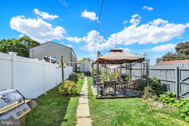116 N FRANKLIN ST, Fleetwood, PA 19522
