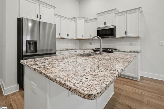 1508 Shallons Court, Spartanburg, SC 29301
